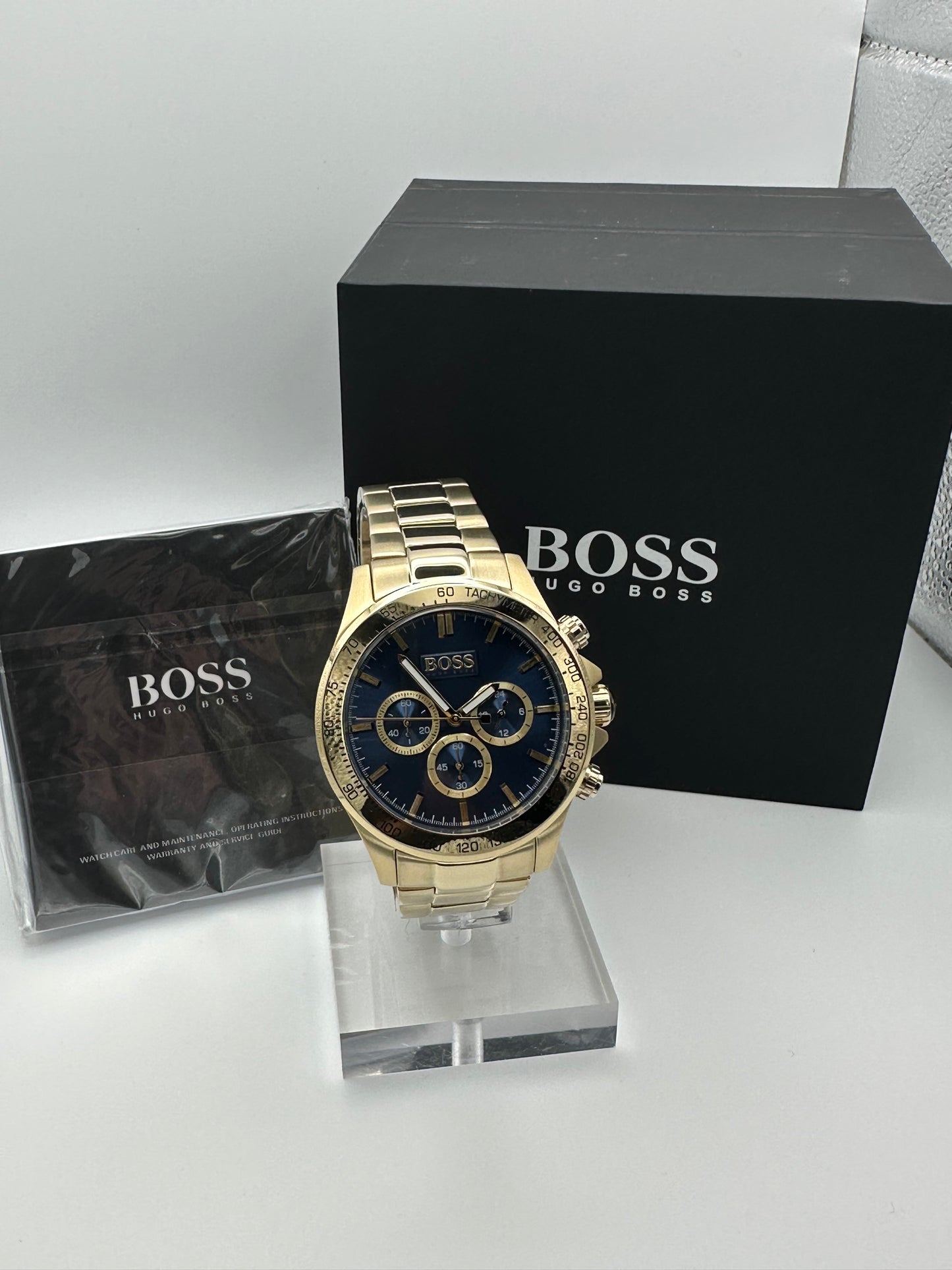 Men's HB1513340 Designer Chronograph Watch - Classic & Sophisticated