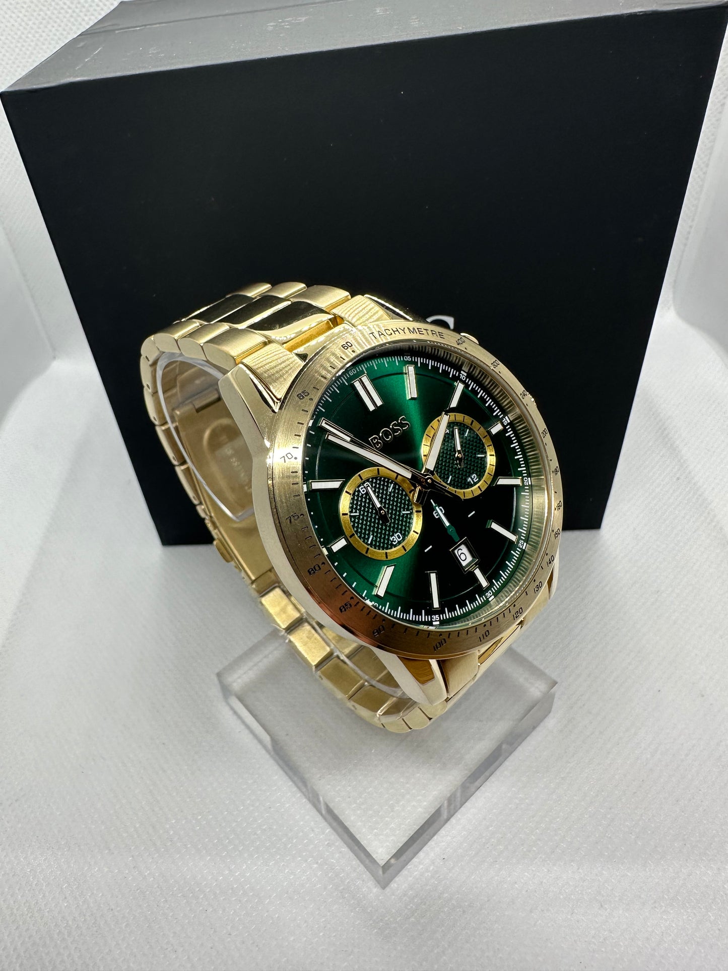 HB1513923 Men’s Chronograph Watch – Sophisticated Green Dial with Stainless Steel Case