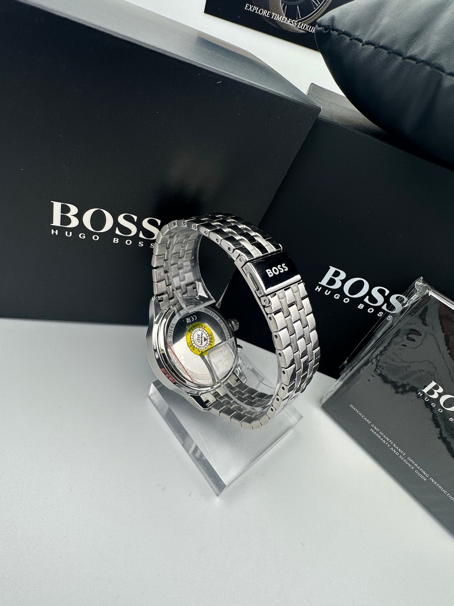 HB1513975 Green Dial Silver Tone Bracelet Stainless Steel Mens Chronograph Watch