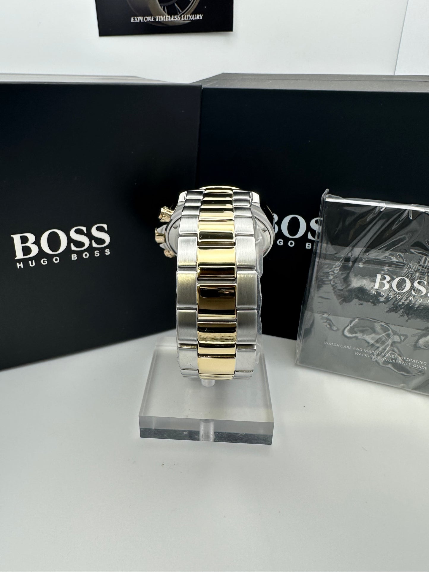 HB1512960 Two-Tone Gold Men’s Chronograph Watch – Classic White Dial with Stainless Steel Bracelet