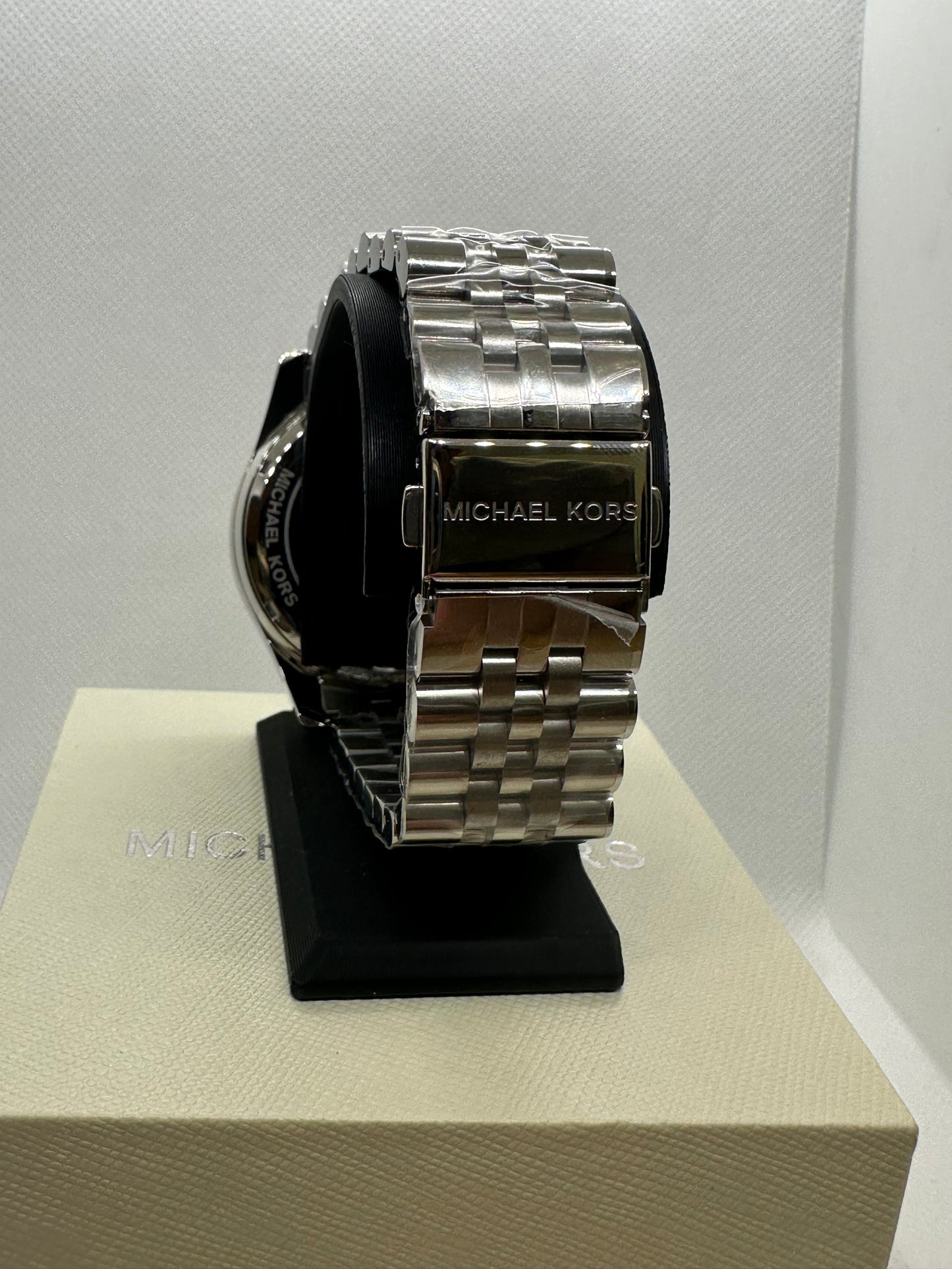 MK8515 Women’s Chronograph Watch – Swarovski Dial with Rose Gold-Tone Stainless Steel Bracelet