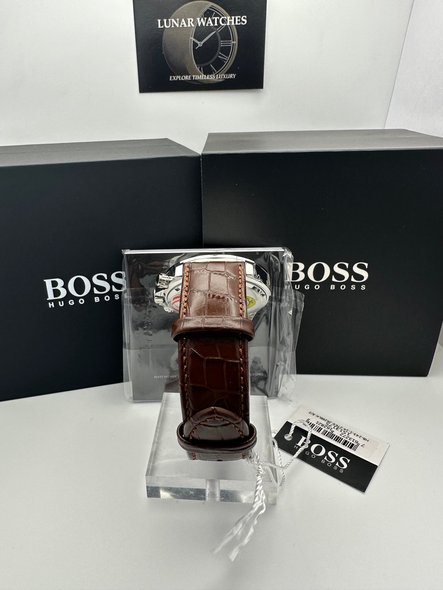 HB1513175 Luxury Silver Tone Dial Brown Leather Strap Mens Chronograph Watch